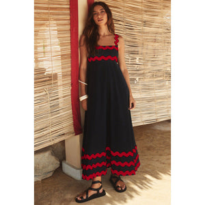 Black Wrinkle Red