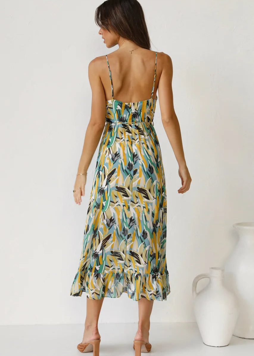 Scarlett - Elegant Print Beauty