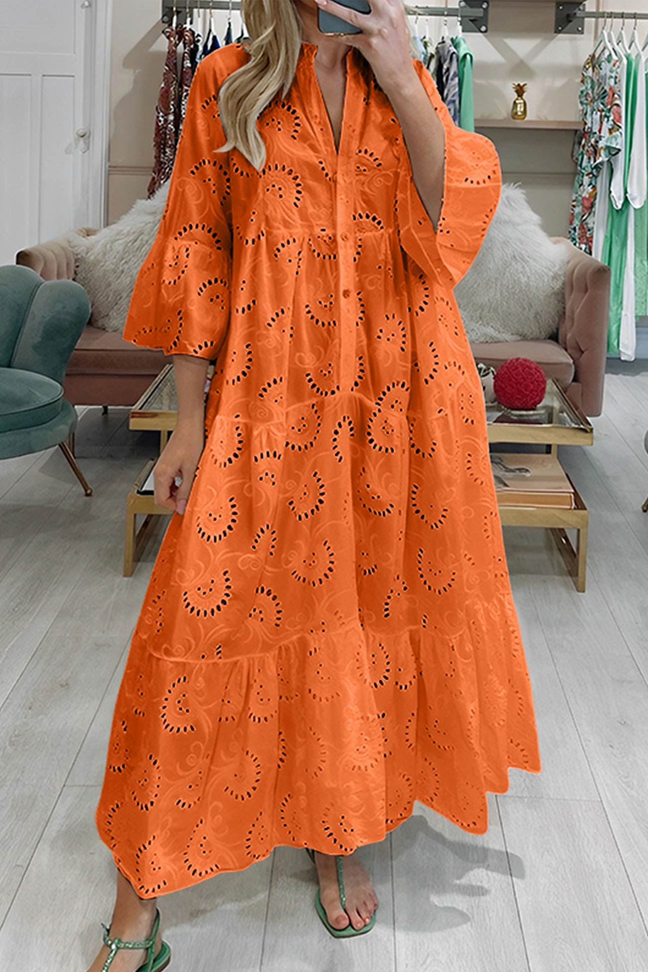 Lily - Elegant Lace Dress